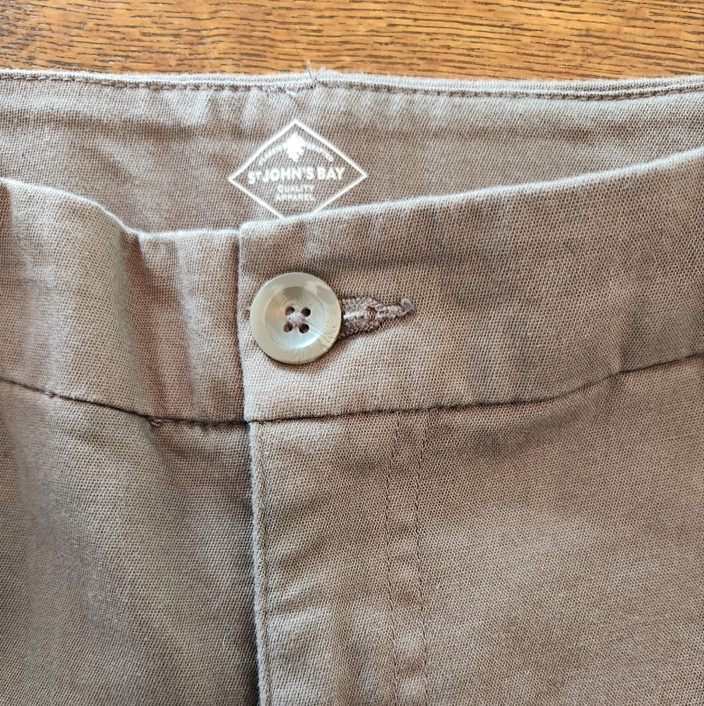 St John's Bay Cropped pants/Bermuda shorts, Size 10 - Picture 4 of 7